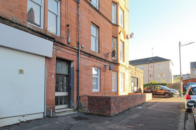 Hazel Avenue , 0/2, West End, Glasgow, G44 3LH