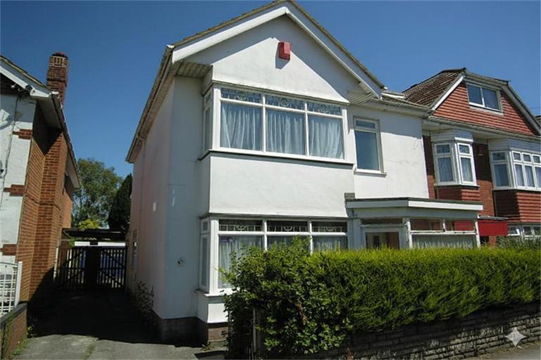 Ensbury Park Road, Ensbury Park, Bournemouth, BH9 2SH