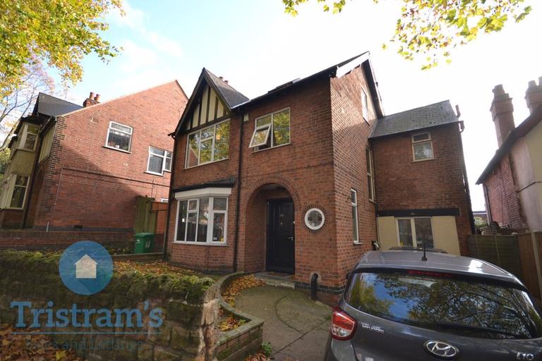 Derby Road, Lenton, Nottingham, NG7 1QJ