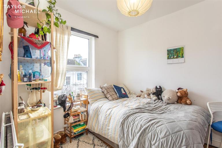 Park Crescent Road, Lewes Road, Brighton, BN2 3HS