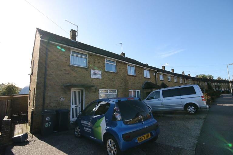 Knight Avenue, Wincheap, Canterbury, CT2 8PY