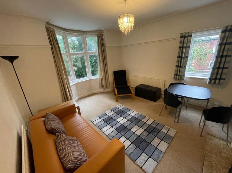 North Grange Mount, Hyde Park, Leeds, LS6 2BZ