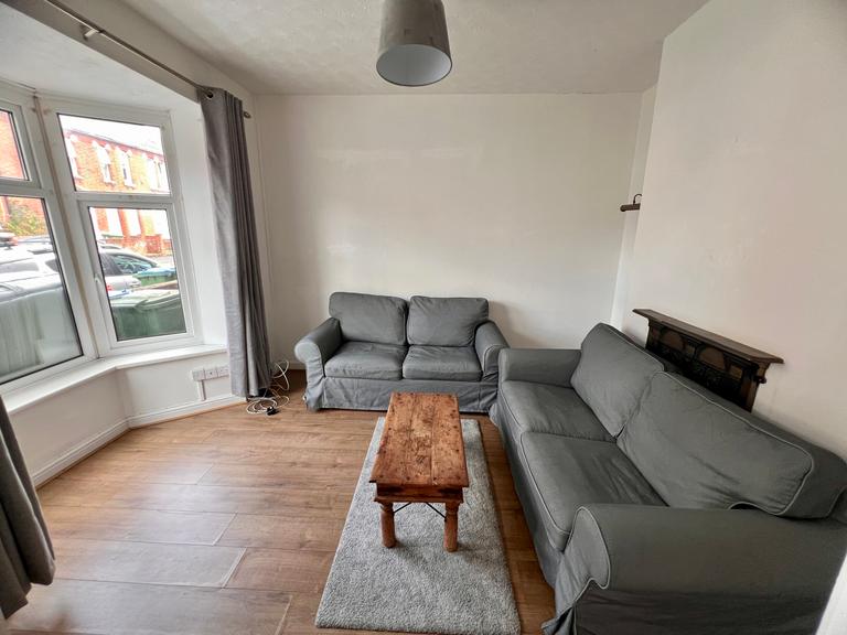 Milton Road, The Polygon, Southampton, SO15 2HW