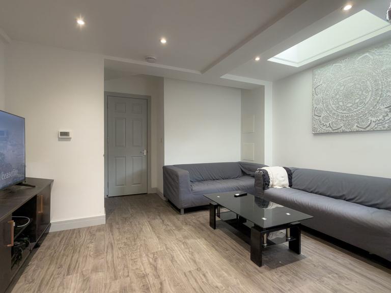 Blenheim Road, City Centre, Reading, RG1 5NG