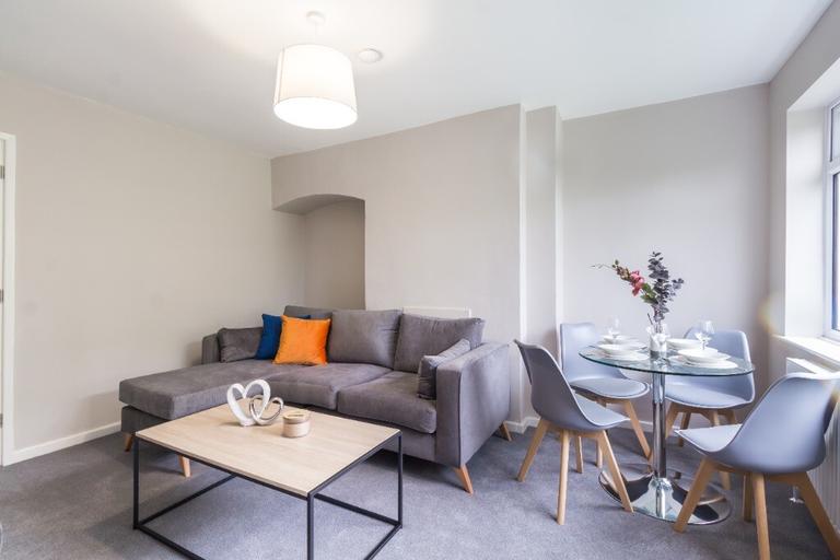 4 bedroom house for rent Wollaton Road Beeston, Nottingham, NG9 2PL