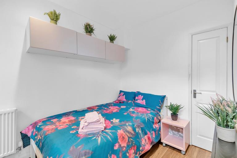 Mafeking Road Brighton, Elm Grove, Brighton, BN2 4EL