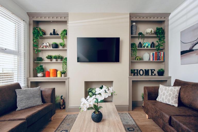 Junction Road, Oldfield Park, Bath, BA2 3NH