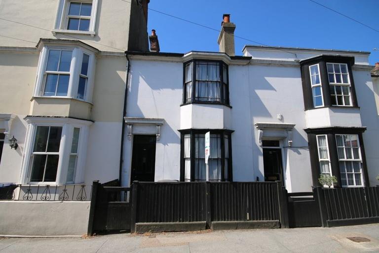 Whitstable Road, City Centre, Canterbury, CT2 8DG