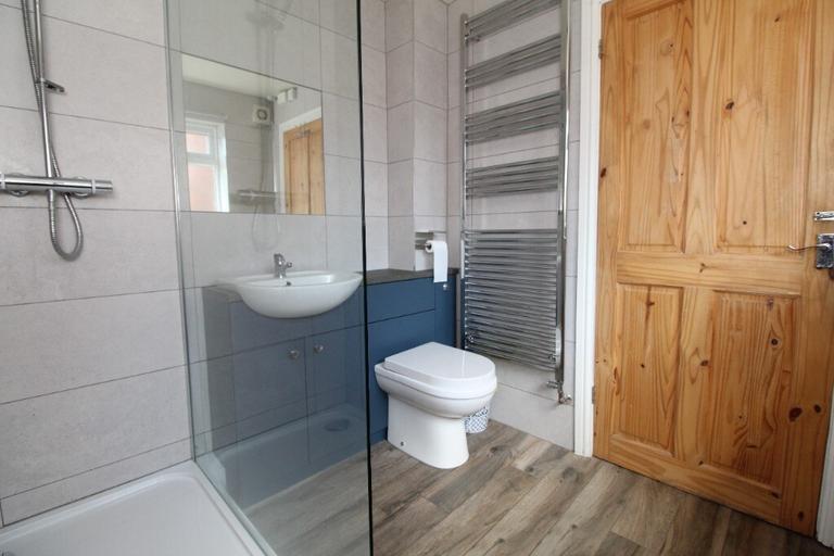 (3Bed) Dallas York Road, Beeston, Nottingham, NG9 2EZ