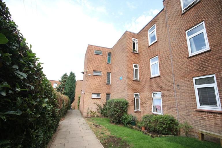 2 bedroom apartment for rent Halstead Close, Canterbury, CT2 7UD UniHomes