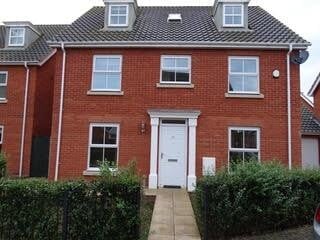 Earles Gardens, North & West Earlham, Norwich, NR4 7SH