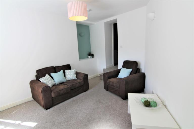 Glossop Road, Broomhill, Sheffield, S10 2PT