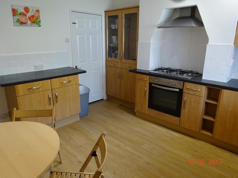 Tasker Road, Crookes, Sheffield, S10 1UY