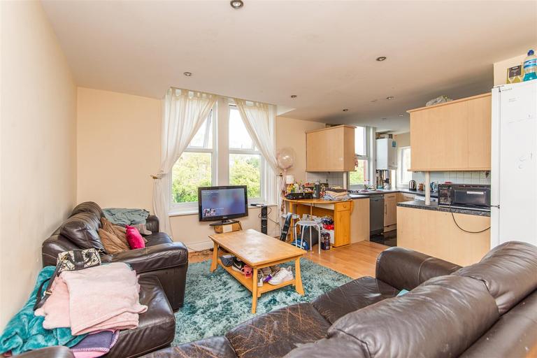 Brentwood Avenue, Jesmond, Newcastle, NE2 3DT