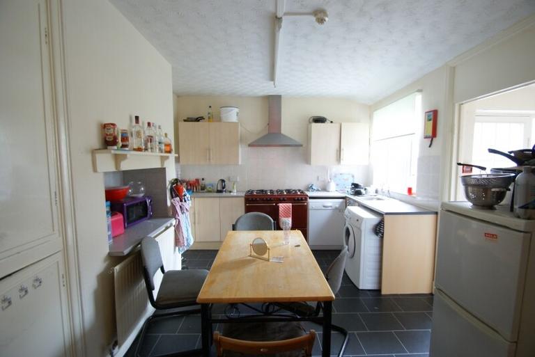 Rokeby Gardens, Headingley, Leeds, LS6 3JZ