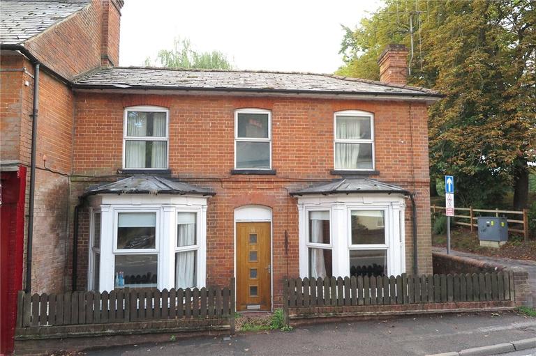 Upper Hale Road, Farnham, Surrey, GU9 0PA