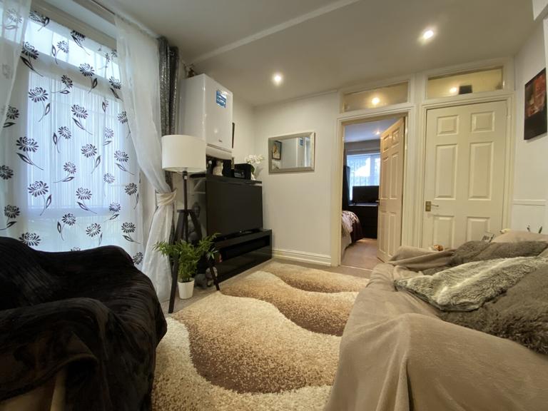 Cyril Crescent, Roath, Cardiff, CF24 1DQ