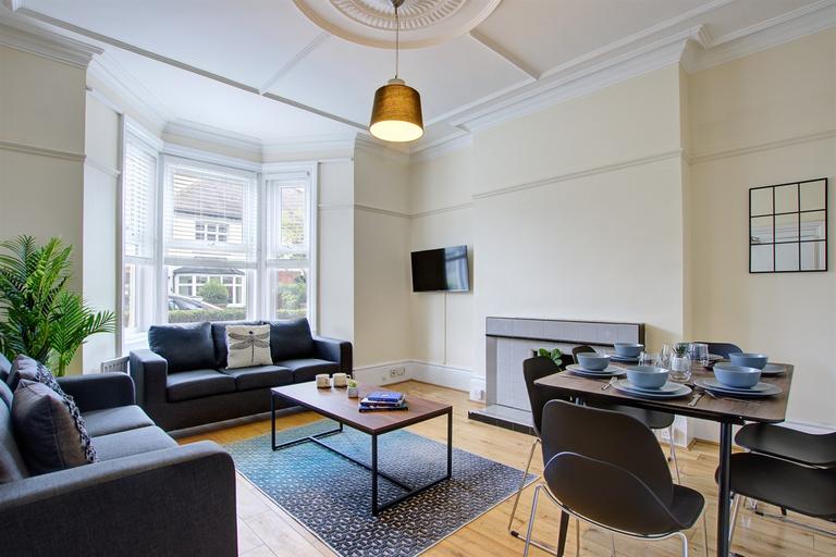 Osborne Road, Jesmond, Newcastle, NE2 3LB