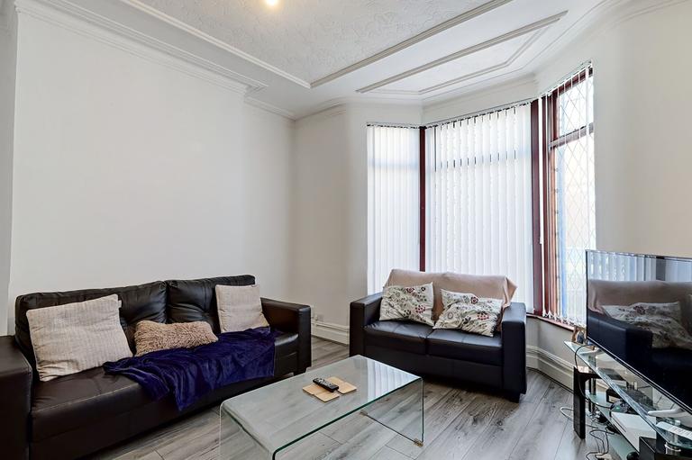 4 bedroom house for rent Crawford Avenue, Liverpool, L18 1DS UniHomes