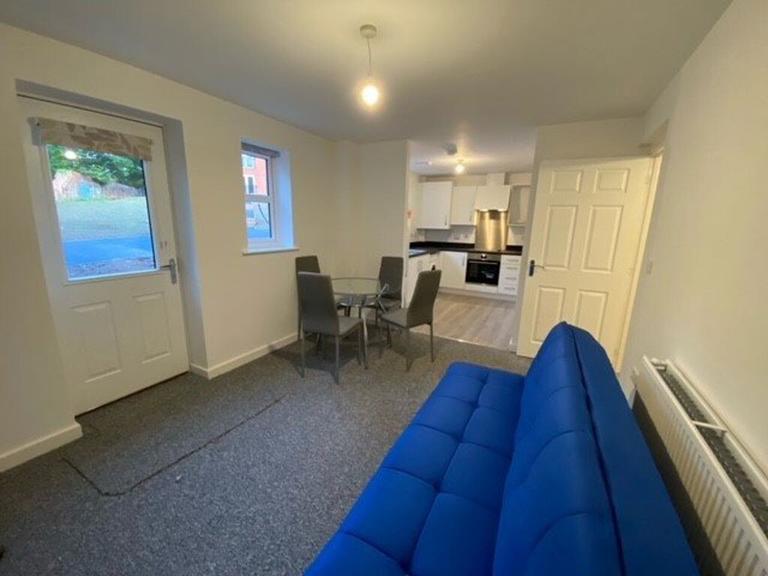 Heroes Drive, Selly Oak, Birmingham, B29 6UT