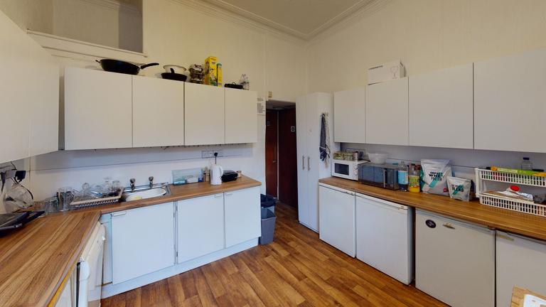 Clarendon Place, Woodhouse, Leeds, LS2 9JY