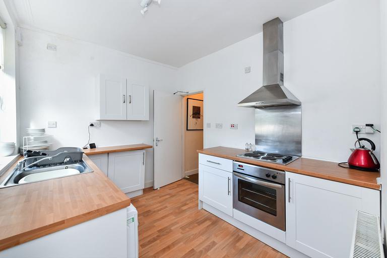 3 bedroom house for rent Claude Street, Nottingham, NG7 2LA UniHomes