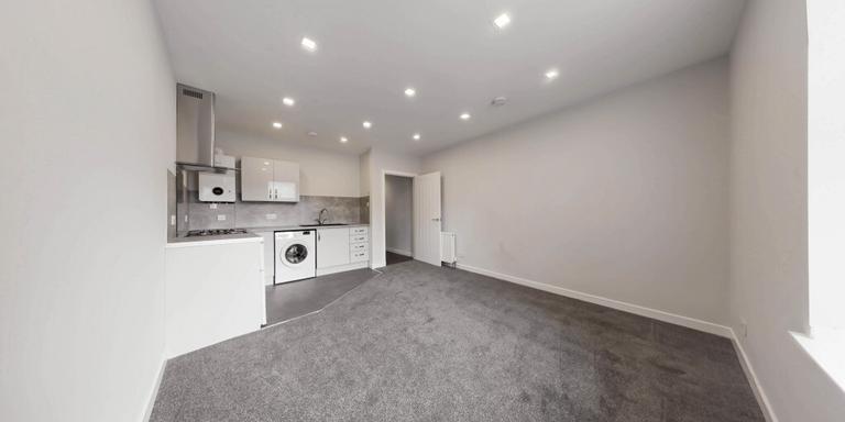 Strathmore Avenue, Coldside, Dundee, DD3 6RY