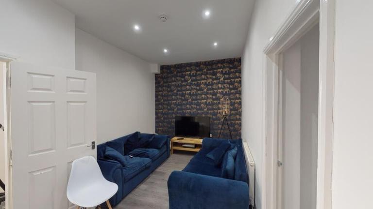 Nottingham, Radford, Nottingham, NG7 3NS