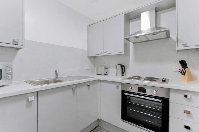 Crighton Place, Leith, Edinburgh, EH7 4NZ