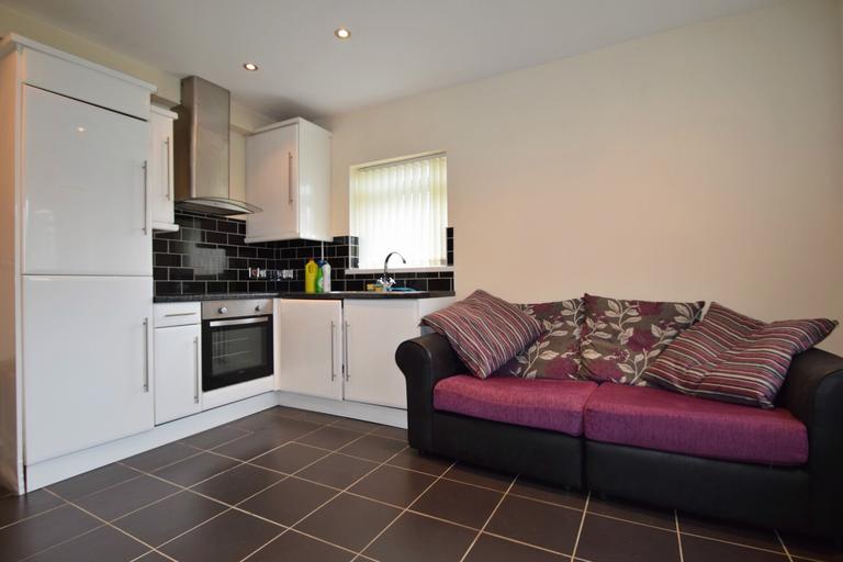 Newport Road, Roath, Cardiff, CF24 1AH