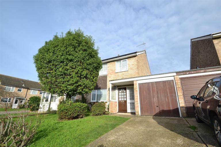 Howe Close, City Centre, Colchester, CO4 3XD