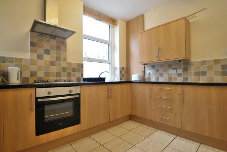5 bedroom house for rent Hendy Street Cardiff, CF23 5EU | UniHomes