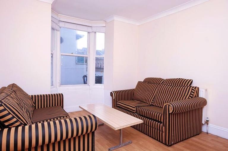 8 bedroom house for rent Camelford Street, Brighton, BN2 1TQ UniHomes