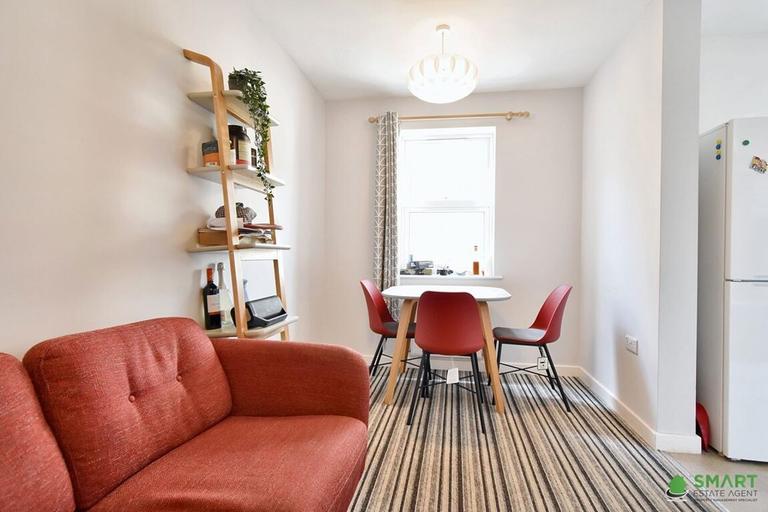 Exon Mews, Mount Pleasant, Exeter, EX4 7BU