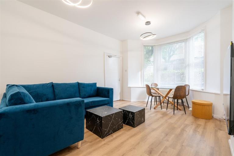 Western Road, Crookes, Sheffield, S10 1LE