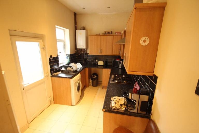 Tewkesbury Street, Westcotes, Leicester, LE3 5HQ