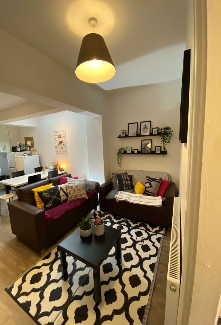 Heeley Road, Selly Oak, Birmingham, B29 6EL