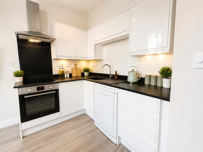 Charnwood Grove, West Bridgford, Nottingham, NG2 7NT