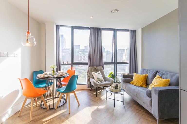 One Cross Street, Salford, Manchester, M3 7EX