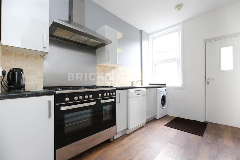 Heaton Park View, Heaton, Newcastle, NE6 5AH