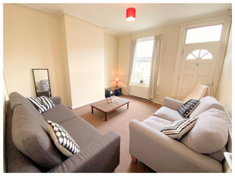 Heavygate Road, Crookes, Sheffield, S10 1PE