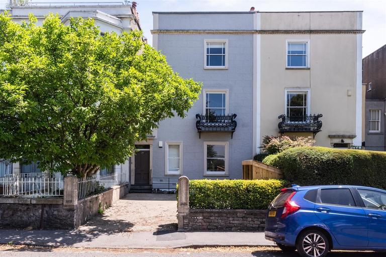 Upper Belgrave Road, Clifton, Bristol, BS8 2XL