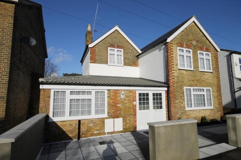 Strode Street, Egham, Surrey, TW20 9BT