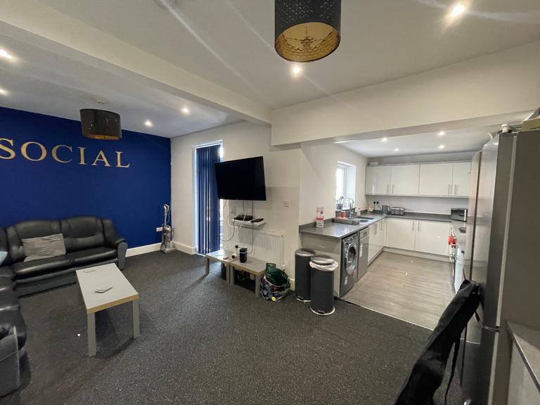 Longford Street, Darley, Derby, DE22 1GJ