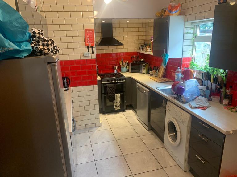 6 bedroom house for rent Buckingham Grove, Leeds, LS6 1DQ UniHomes