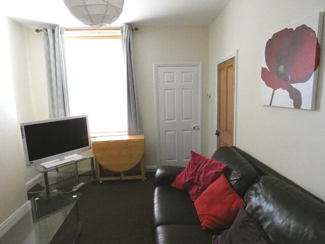 Wellington Street, Hull Road, York, YO10 5BD