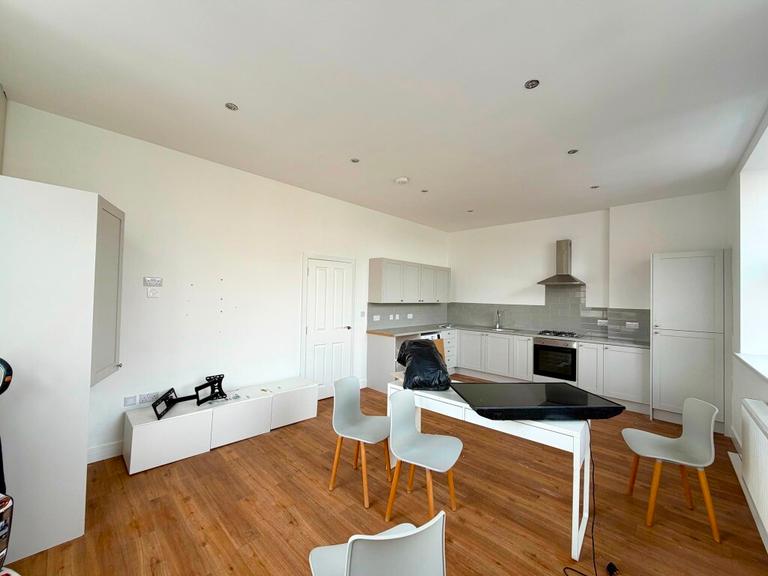 Stoke Road, Shelton, Stoke-on-Trent, ST4 2QH