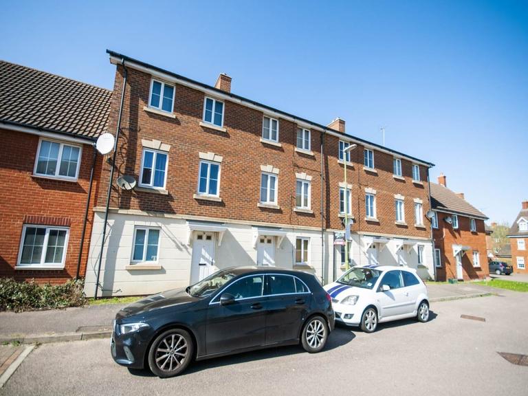 Queen Bee Court, Hatfield, Hertfordshire, AL10 9PR