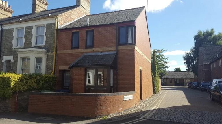 Oxfordshire, East Oxford, Oxford, OX4 1QP