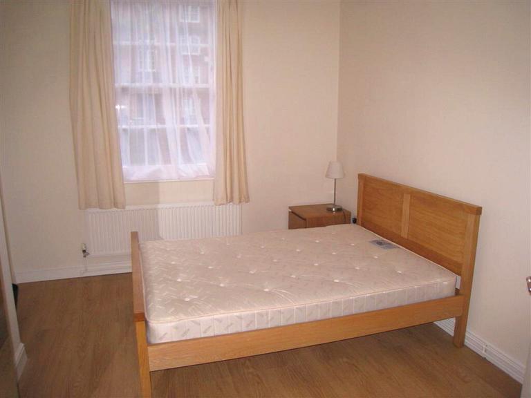 Fulham Palace Road, Hammersmith & Shepherd's Bush, London, W6 9PX